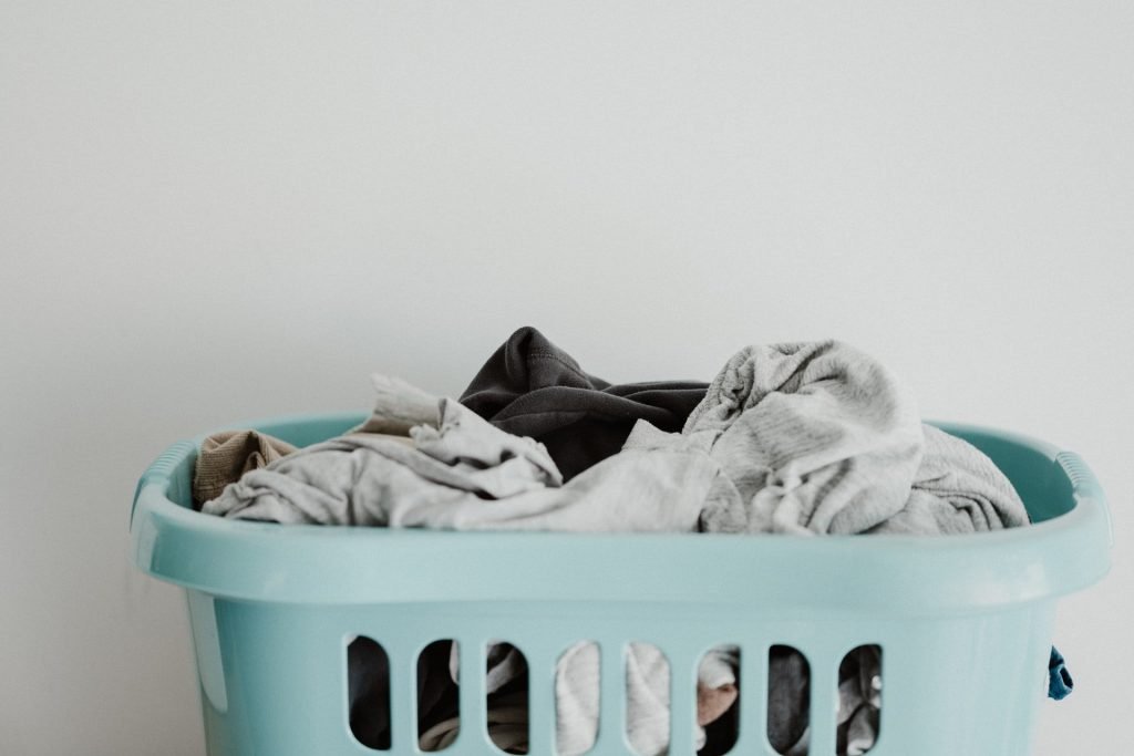 bucato sostenibile ecosostenibile lavaggio vestiti ecologico